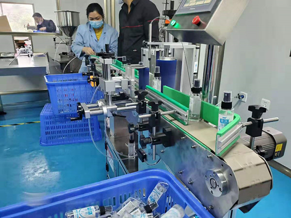 裝備直線妖精国产亚洲精品无码成人的生產線也在助力前線醫護人員